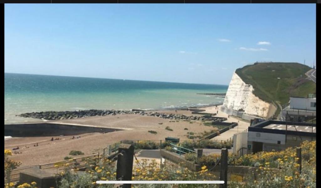 Beach, Hills, Food, Scenic Walks-The Kelp House. Peacehaven Eksteriør bilde